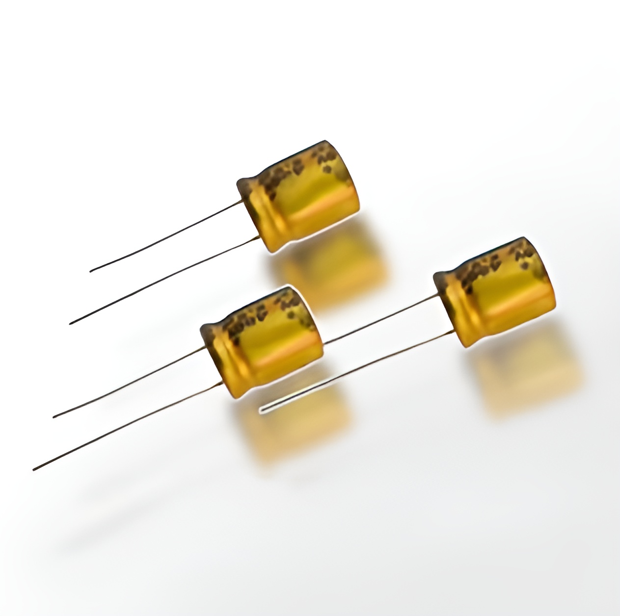 贴片铝电解电容器